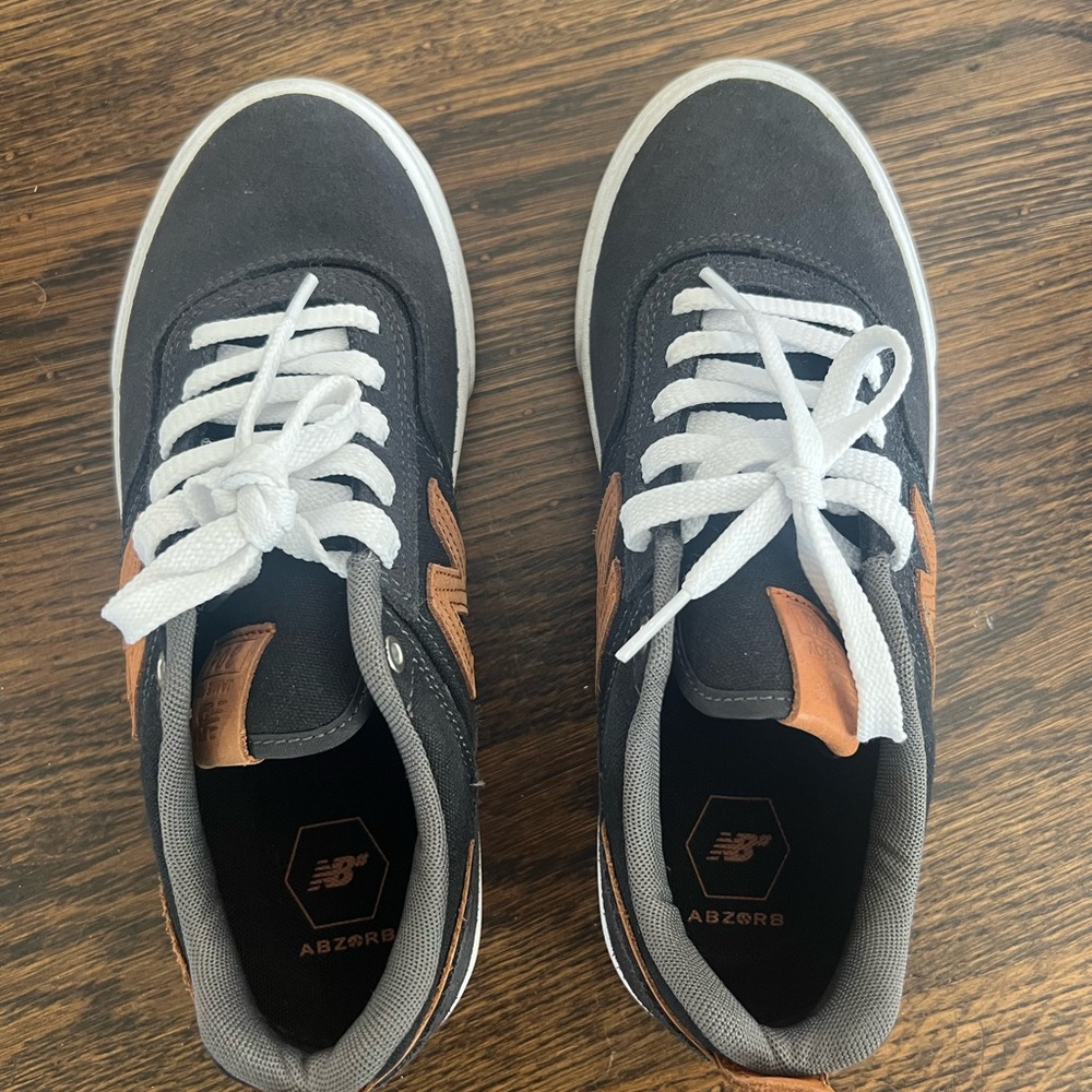 New Balance Men's Black and Brown Sneakers